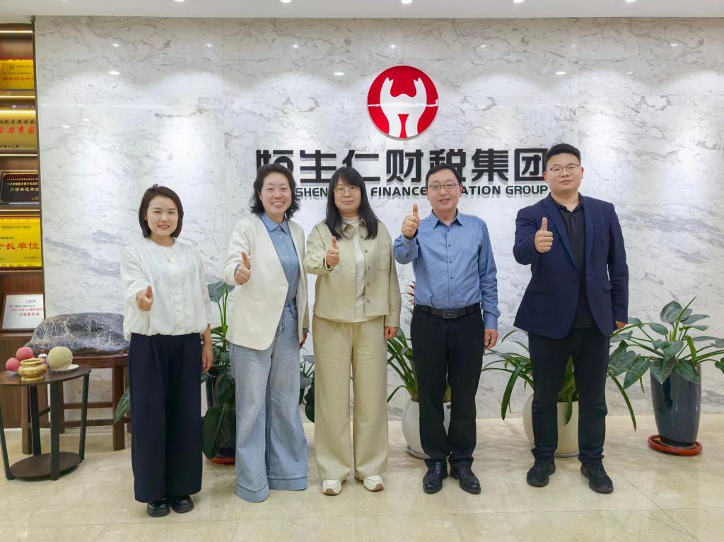 英国上市公司365