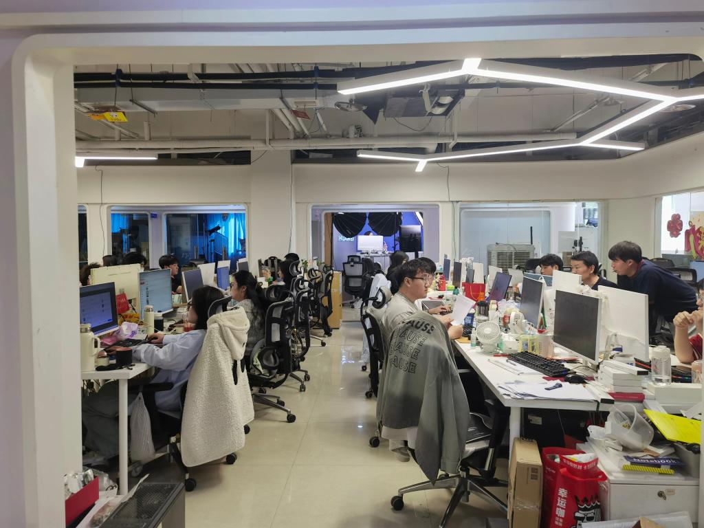 英国上市公司365