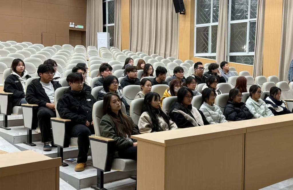 英国上市公司365