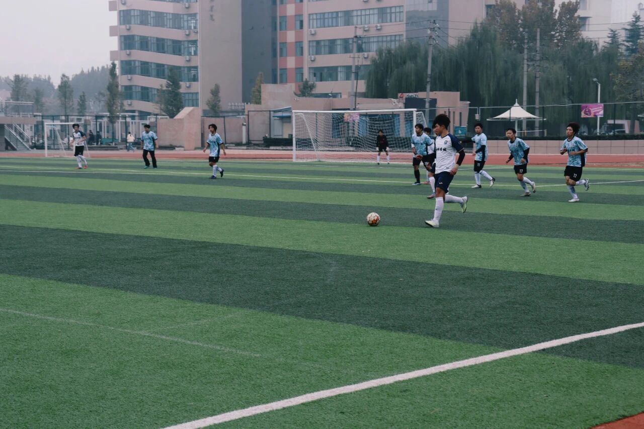 英国上市公司365