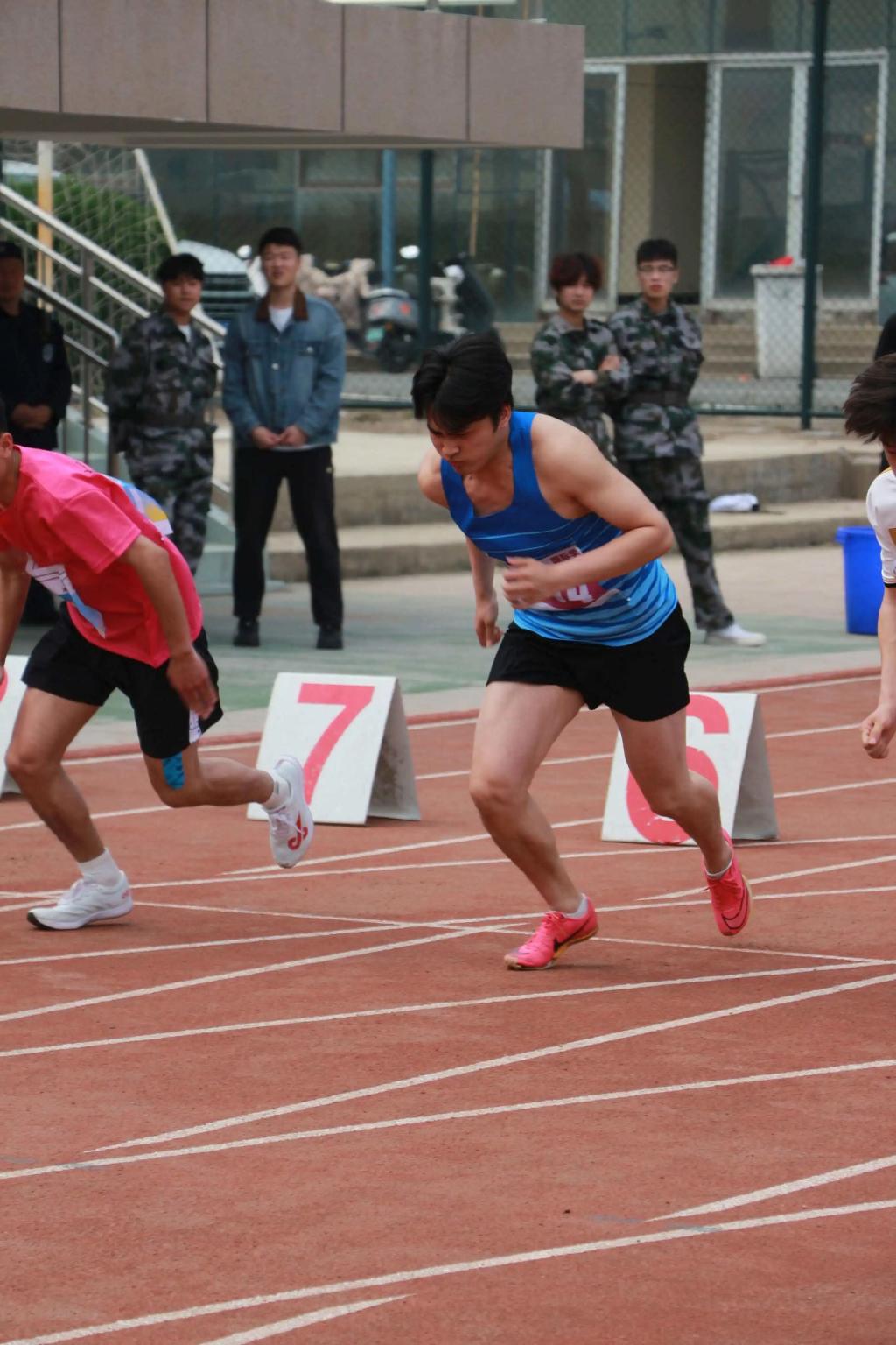 英国上市公司365