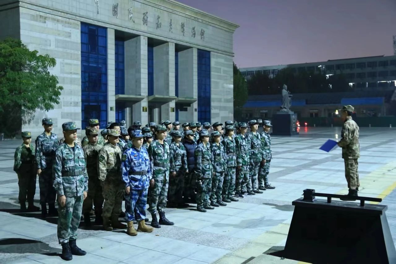 英国上市公司365